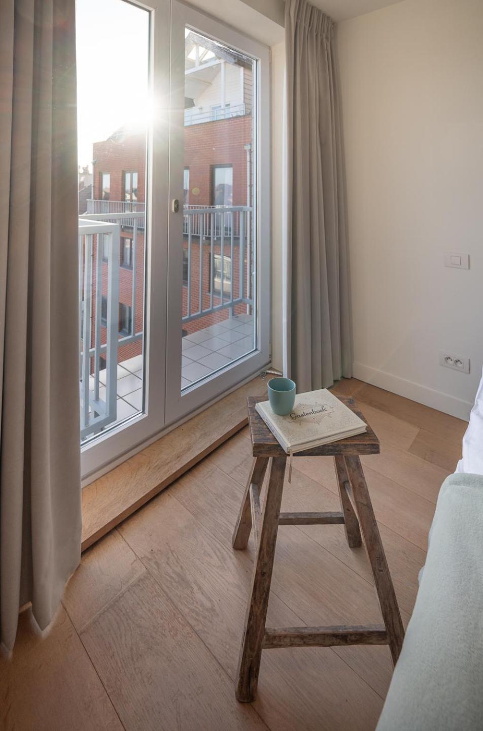 7E Verdiep Appartement Op De Zeedijk In Knokke Voor Max 6 Personen Dış mekan fotoğraf
